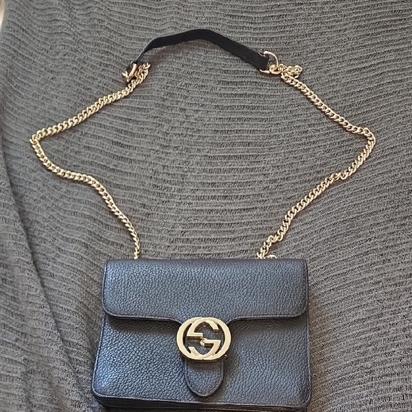 Gucci Black Crossbody Bag with Gold Chain - Picture 1 of 10